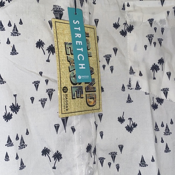 Buttoned Down Short Sleeve Shirt - Picture 3 of 4